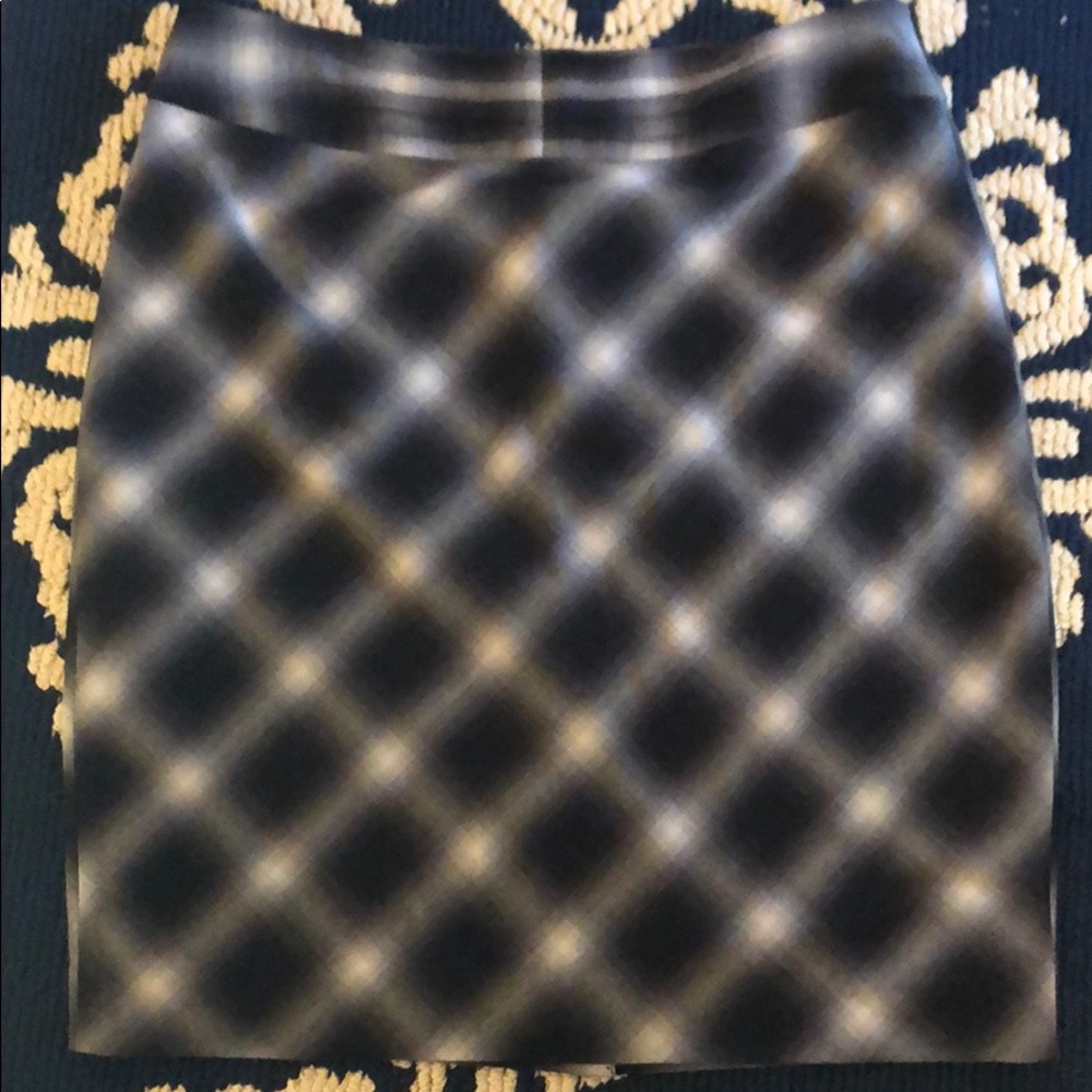 The Limited Geometric Skirt- 14